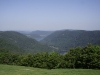 Vue sur la vallée des lacs et le lac de longemer au printemps depuis la chaume du Haut-Chitelet Refuge du Sotré.