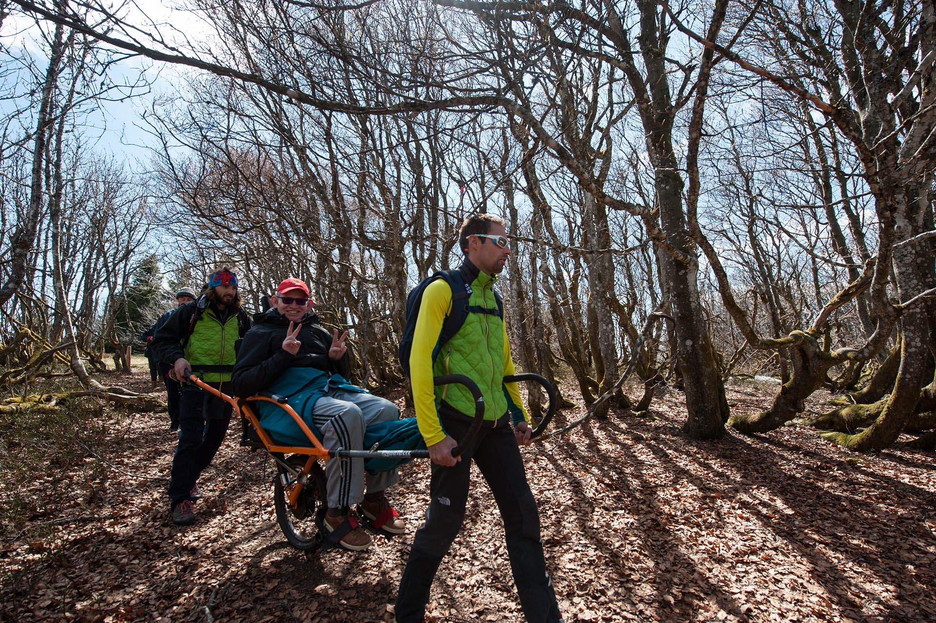 Randonnée joëlette dans le Massif des Vosges pour que les personnes à mobilité réduite puissent