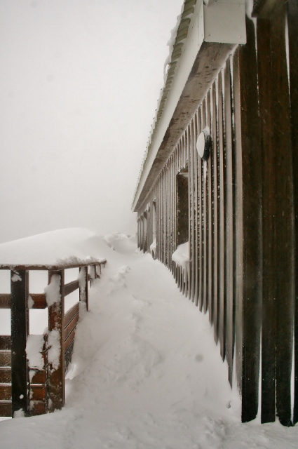 Déneigement  Refuge du Sotré - Massif des Vosges - Alsace - Lorraine